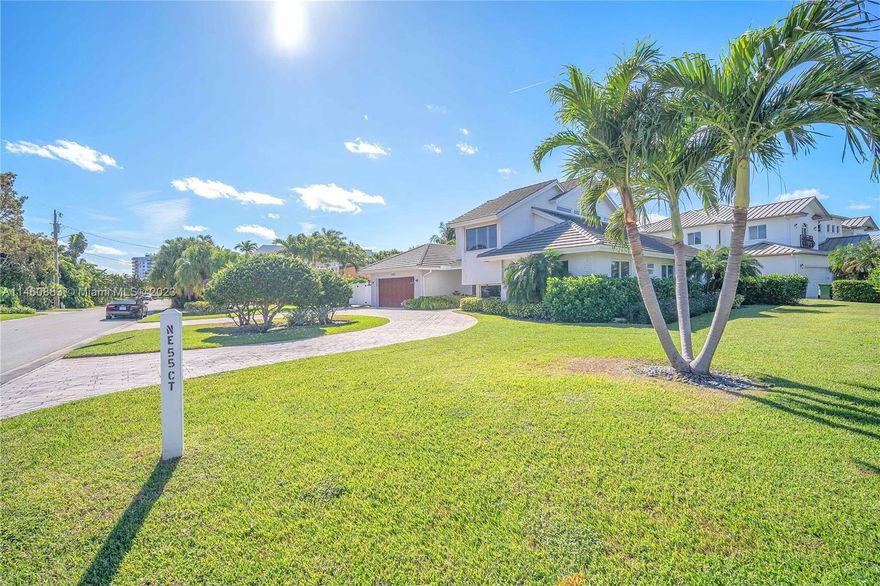 This stunning deepwater home in the heart of the Landings is the perfect place to relax and enjoy the SOFLO lifestyle. With beautiful water views, a serene and private setting, and a lovely interior, this home has something for everyone. The home features wide-plank oak floors, and high-end finishes throughout. The pool and patio overlook Admiralty Passage waterway, and a 5yo dock+floating dock (2018) provide ample space for boating, paddleboarding, and entertaining on the water. There's even a 175-foot turning basin! Additional features include  impact glass throughout, 5yo roof (2018) and 2yo A/C (2021). This home is perfect for entertaining all year round, both inside and out. Don't miss this rare opportunity to own your own slice of paradise on the water!