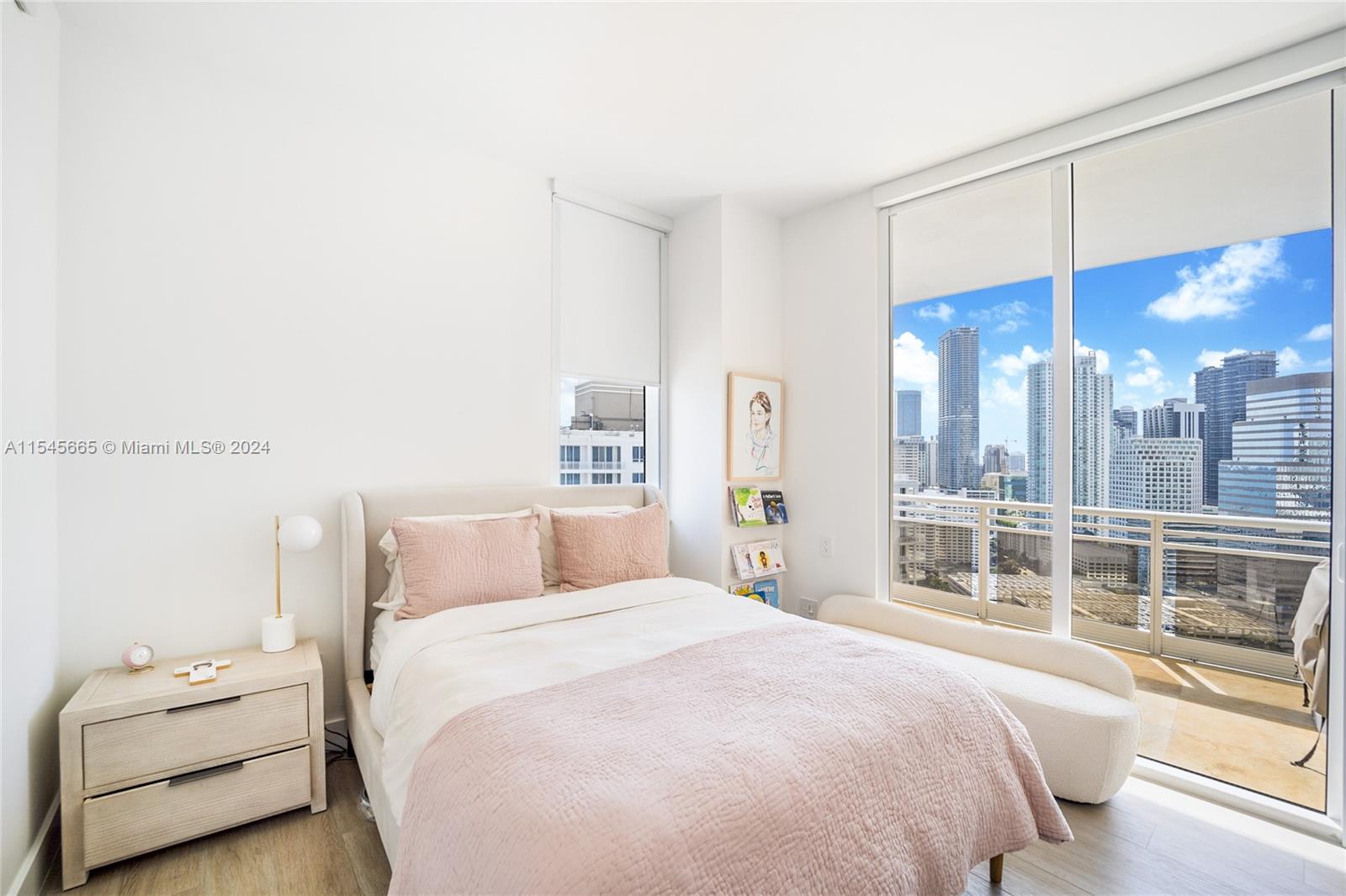 CARBONELL CONDO - Residential