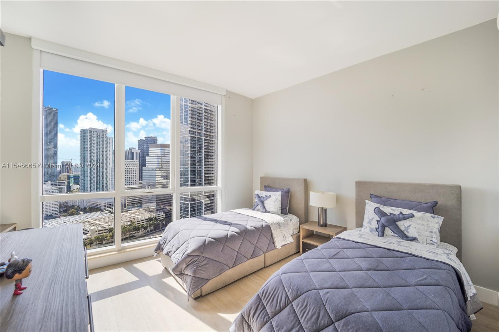 CARBONELL CONDO - Residential