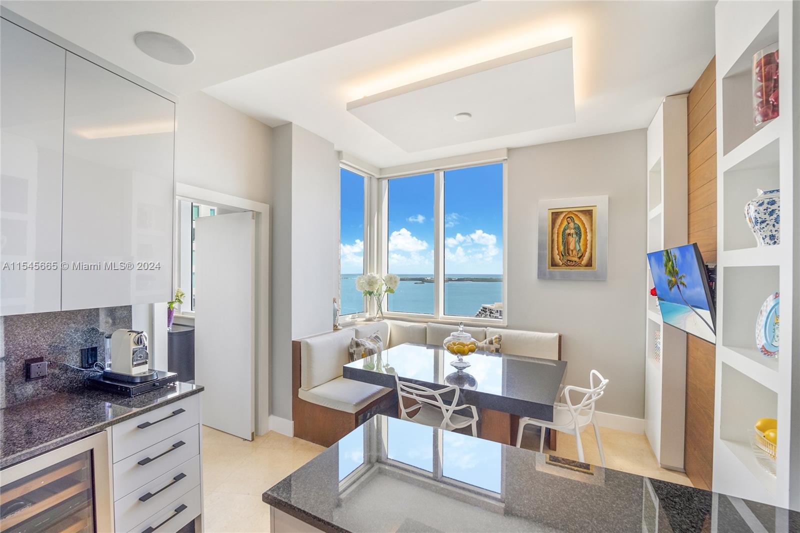 CARBONELL CONDO - Residential