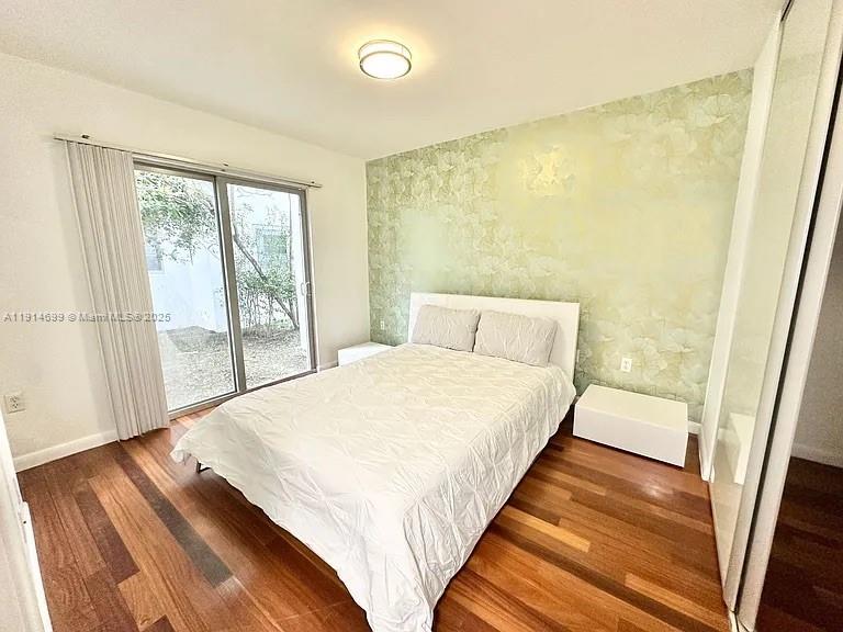 ETRURIA CONDO - Residential Lease