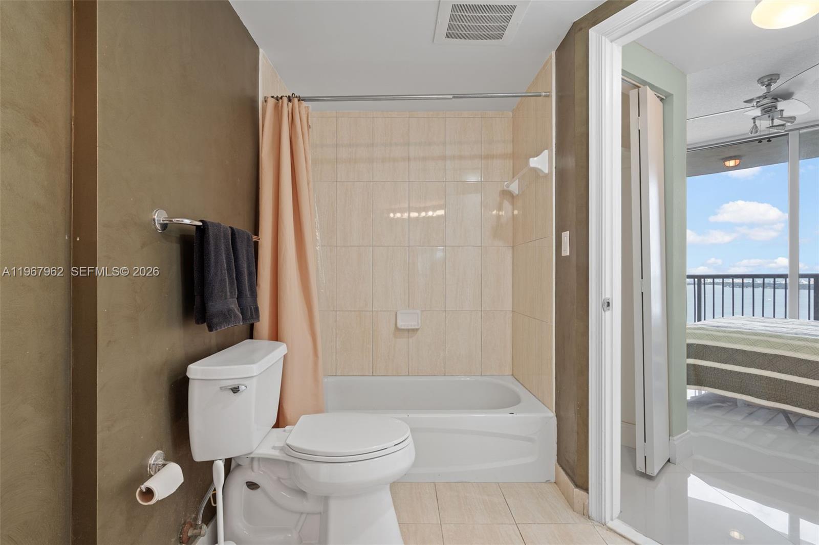 OPERA TOWER CONDO - Residential