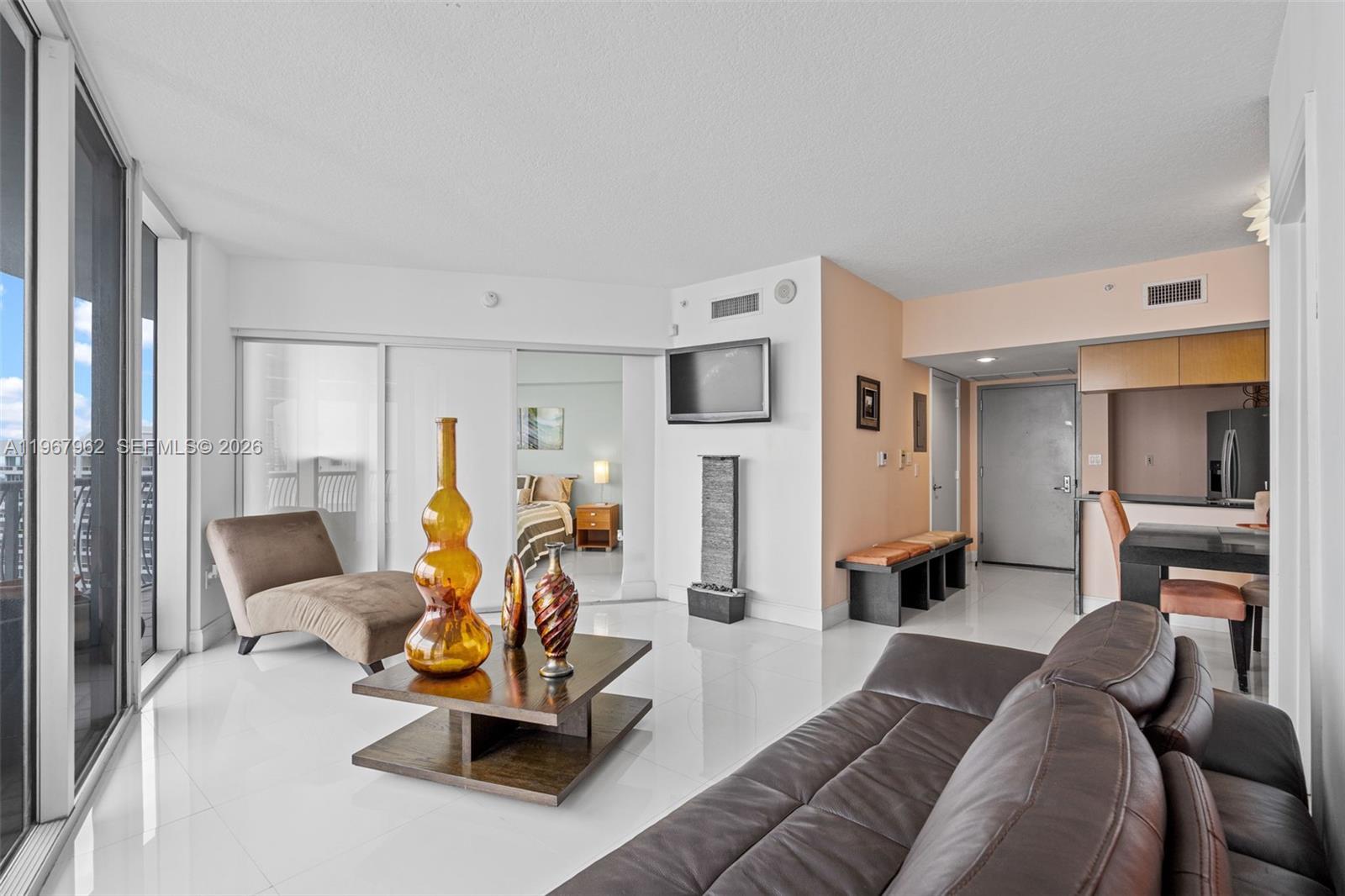 OPERA TOWER CONDO - Residential