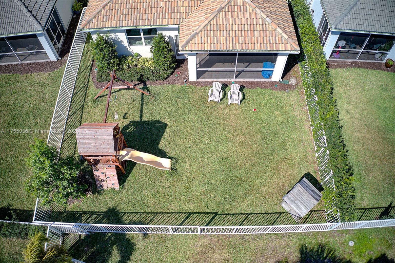 HILLCREST COUNTRY CLUB SO - Residential