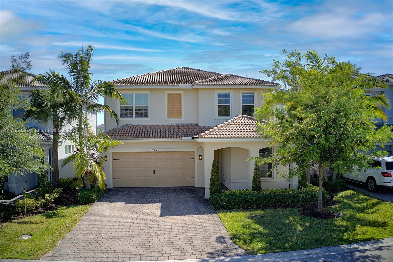 HILLCREST COUNTRY CLUB SO - Residential