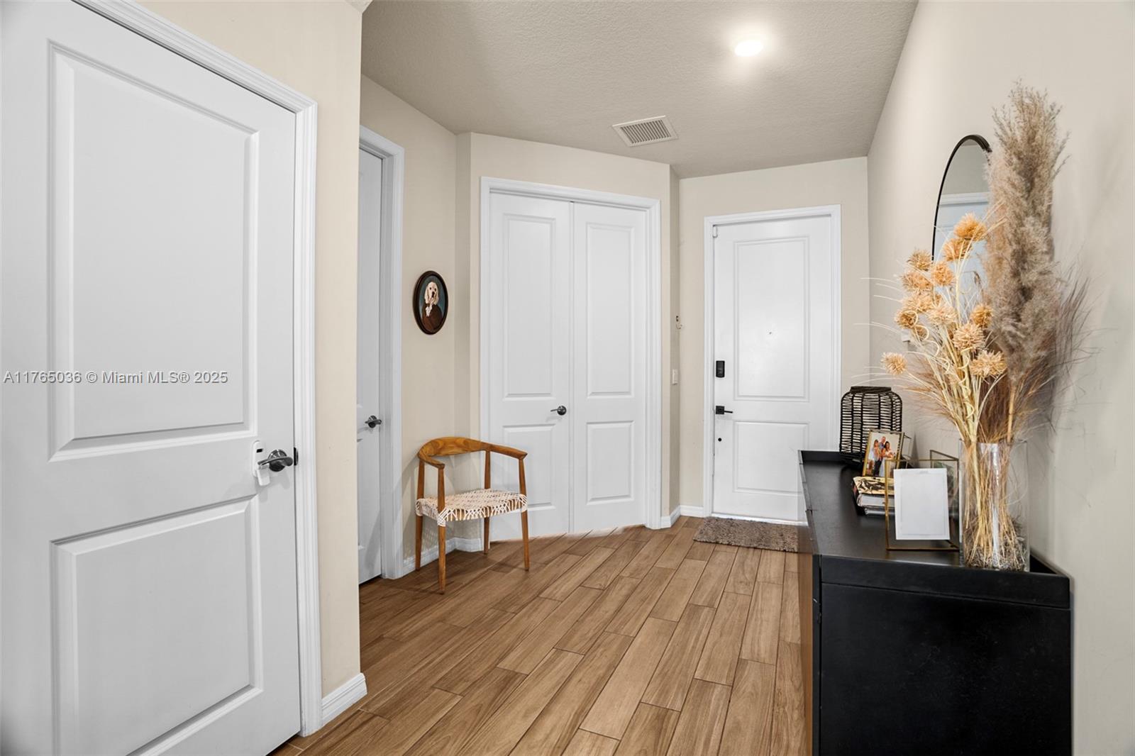 HILLCREST COUNTRY CLUB SO - Residential