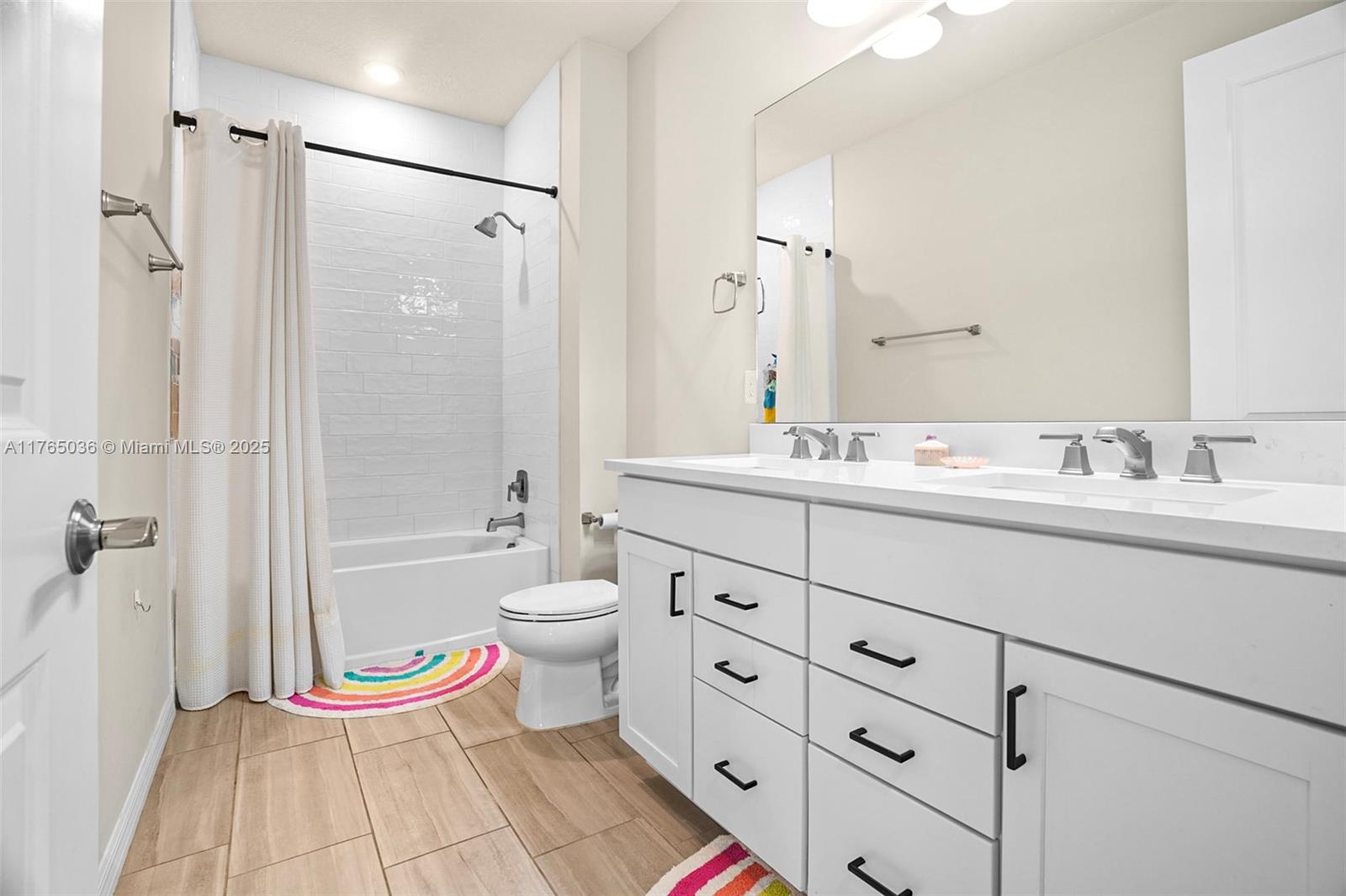 HILLCREST COUNTRY CLUB SO - Residential