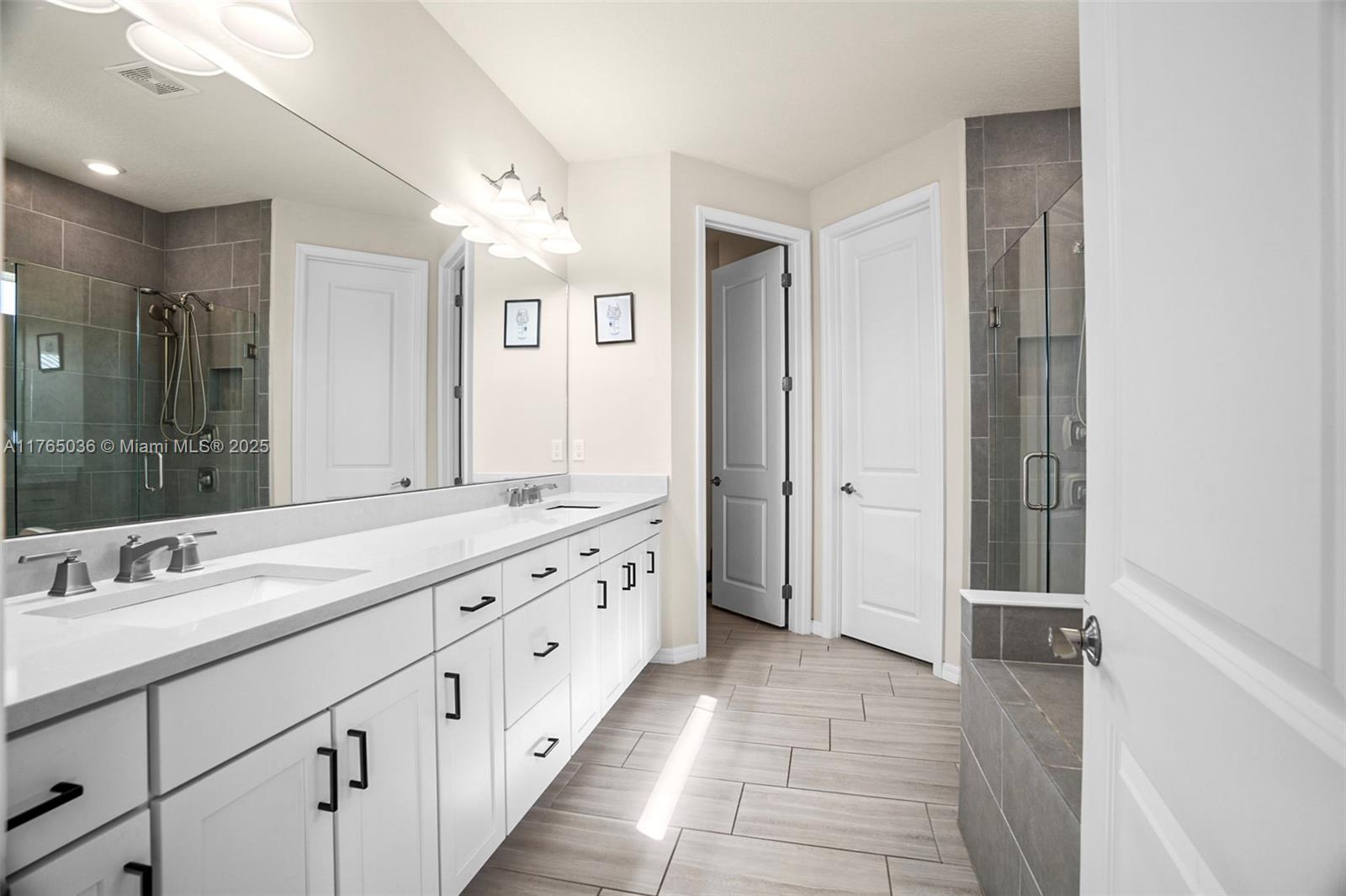 HILLCREST COUNTRY CLUB SO - Residential