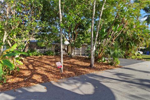 Tiny photo for 3024 NE 2nd Ter, Wilton Manors, FL 33334 (MLS # A11976530)