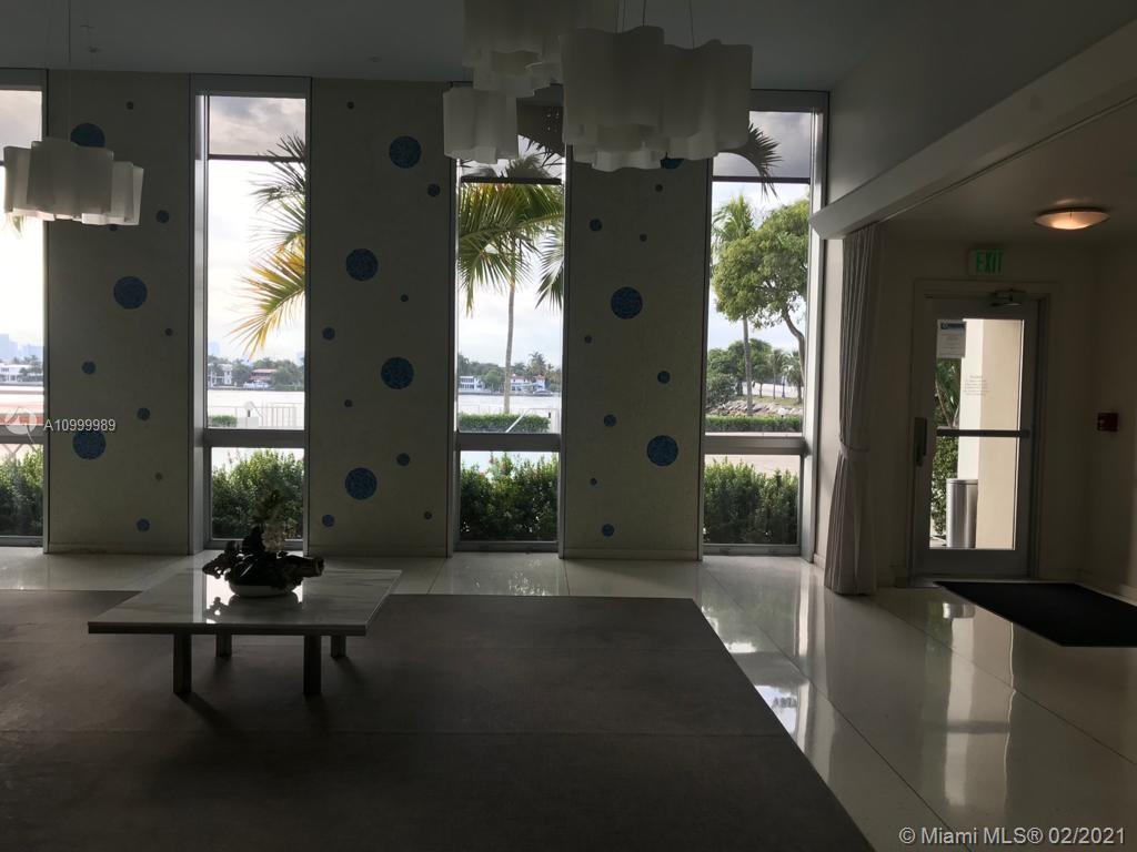 BELLE ISLE APT CORP - Residential Lease