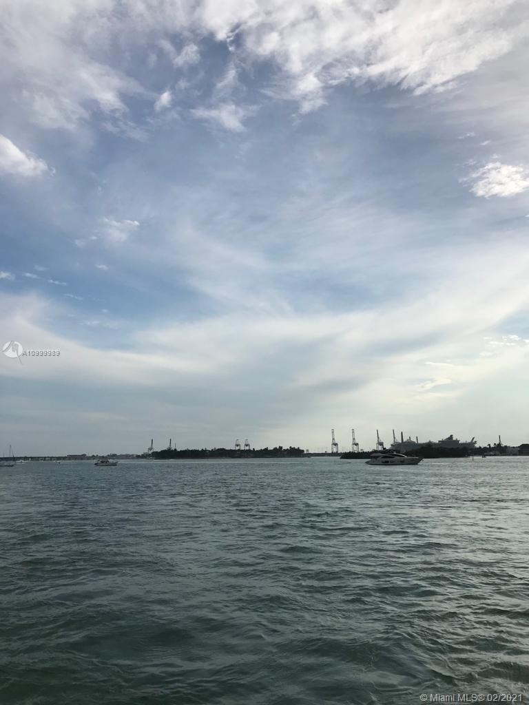 BELLE ISLE APT CORP - Residential Lease