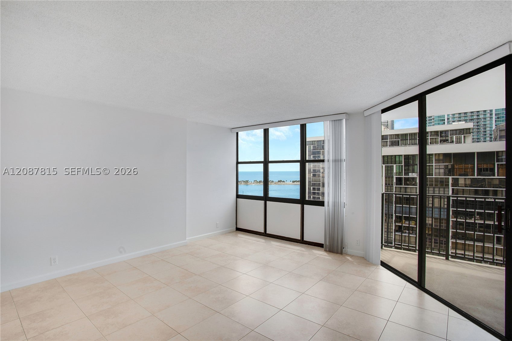 1901 Brickell Ave B1702