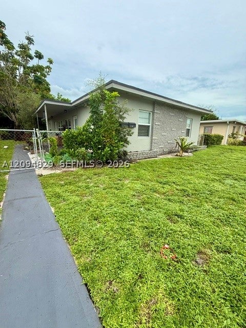 Photo of 1150 SW 26th Ave #1-2, Fort Lauderdale, FL 33312 (MLS # A12094829)