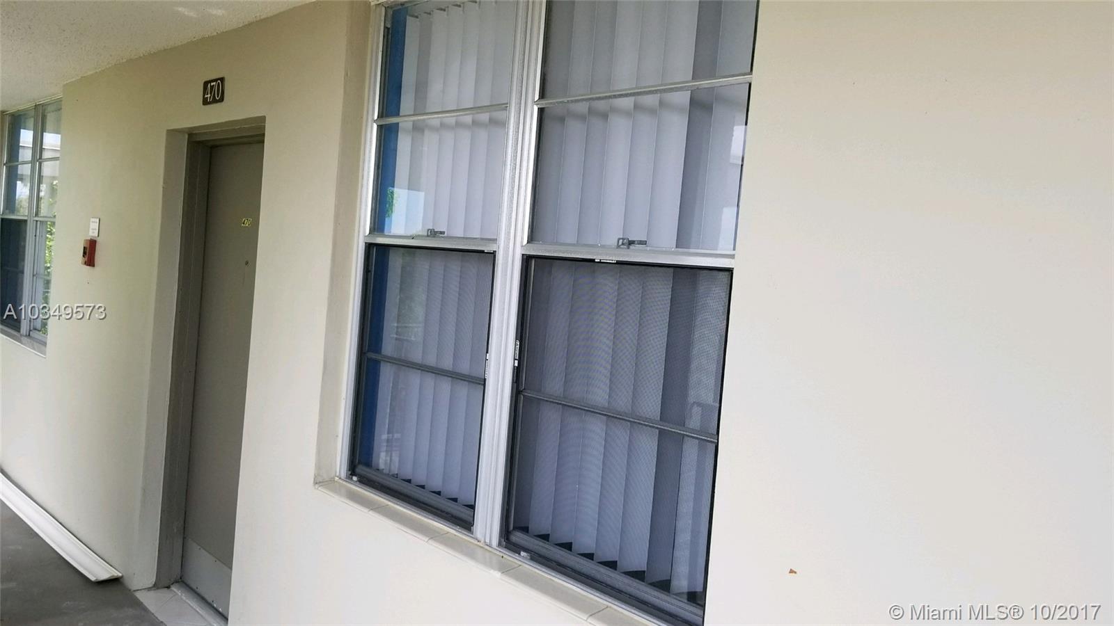 COMPLETELY UPGRADED 2 BEDROOMS 2 BATHROOMS, 4TH FLOOR CORNER UNIT OVERLOOKING THE LAKE. NEW STAINLESS STEEL APPLIANCES. NEW FLOORS. FRESHLY PAINTED. CENTRALLY LOCATED TO ALL MAJOR THOROUGH FARE. TRUE TURNKEY UNIT!! BRING YOUR FUSSIEST BUYERS!!
