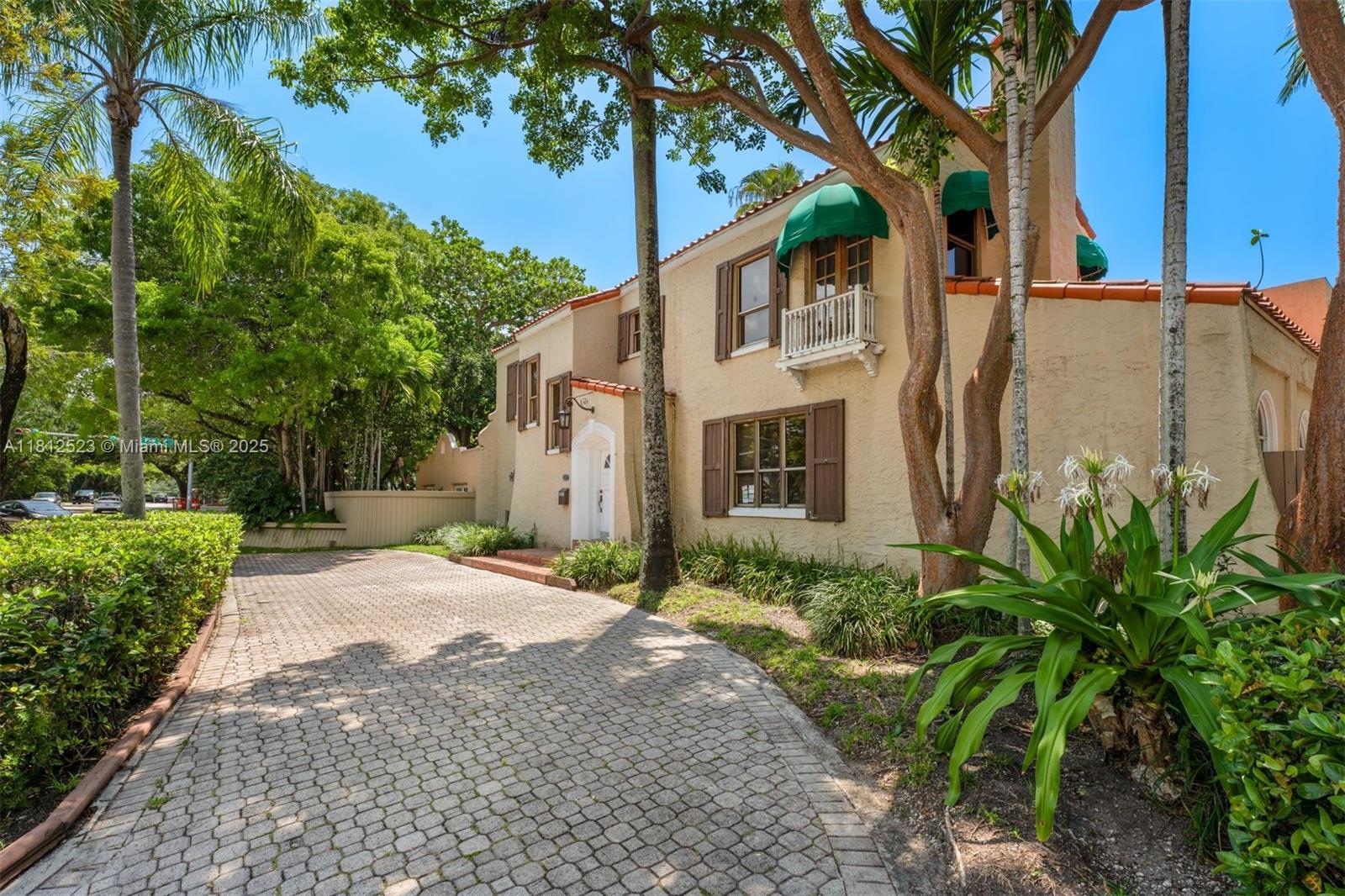 CRYSTAL BLUFF - Residential