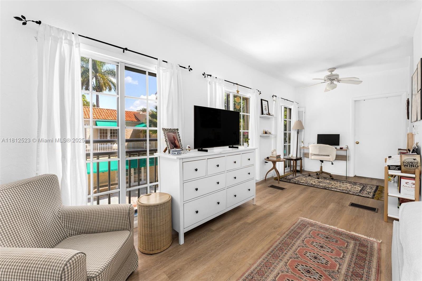 CRYSTAL BLUFF - Residential