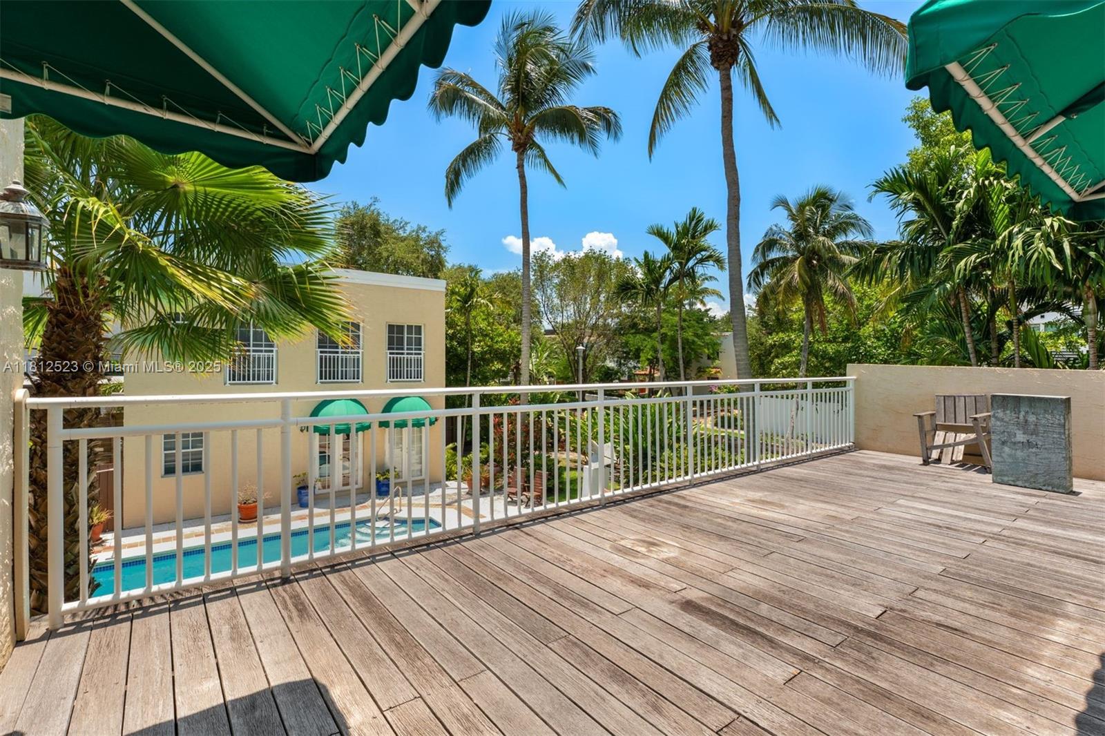 CRYSTAL BLUFF - Residential