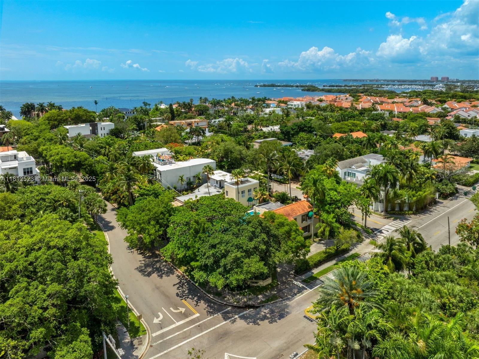 CRYSTAL BLUFF - Residential