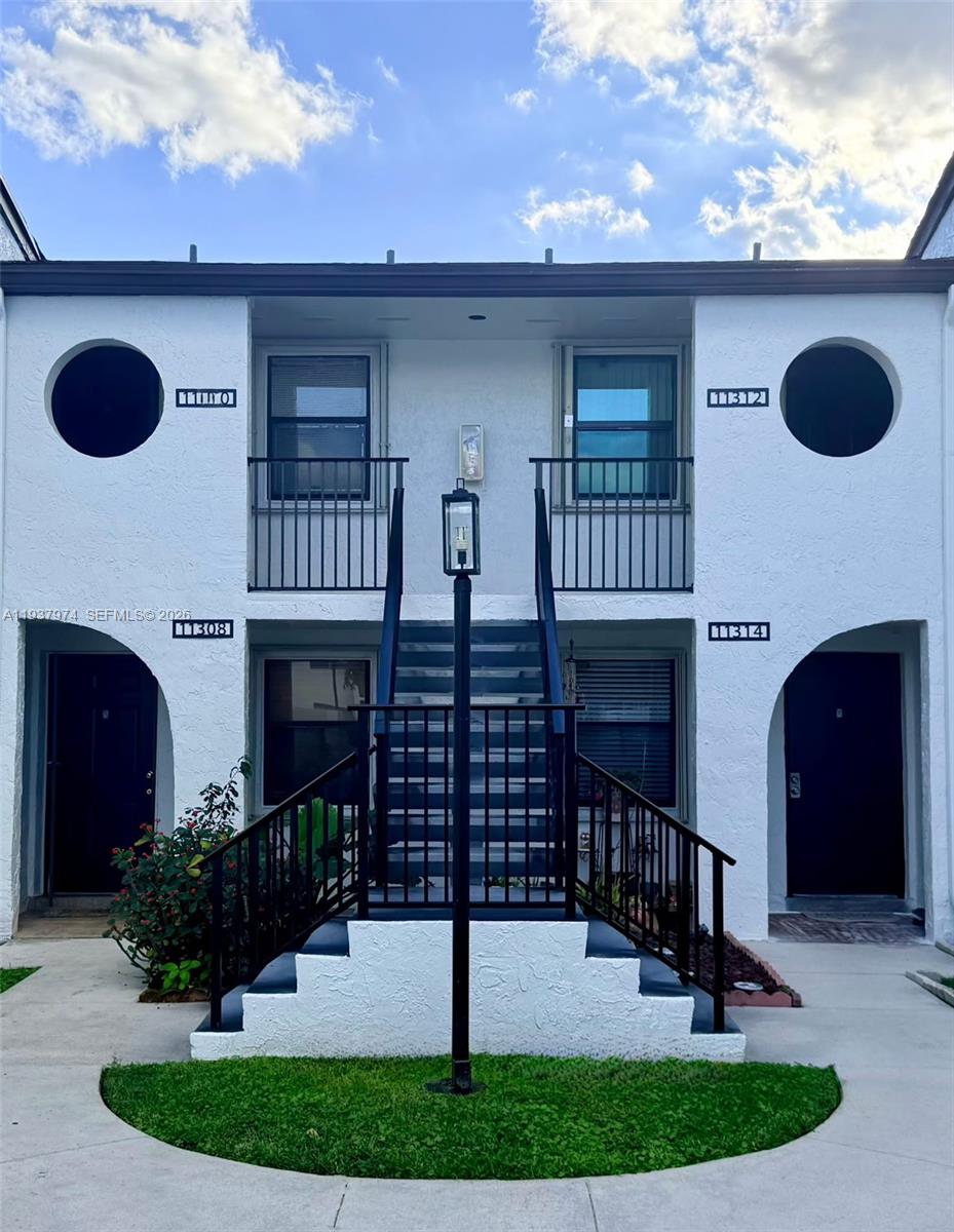 GARDENS AT PEMBROKE LAKES - Residential