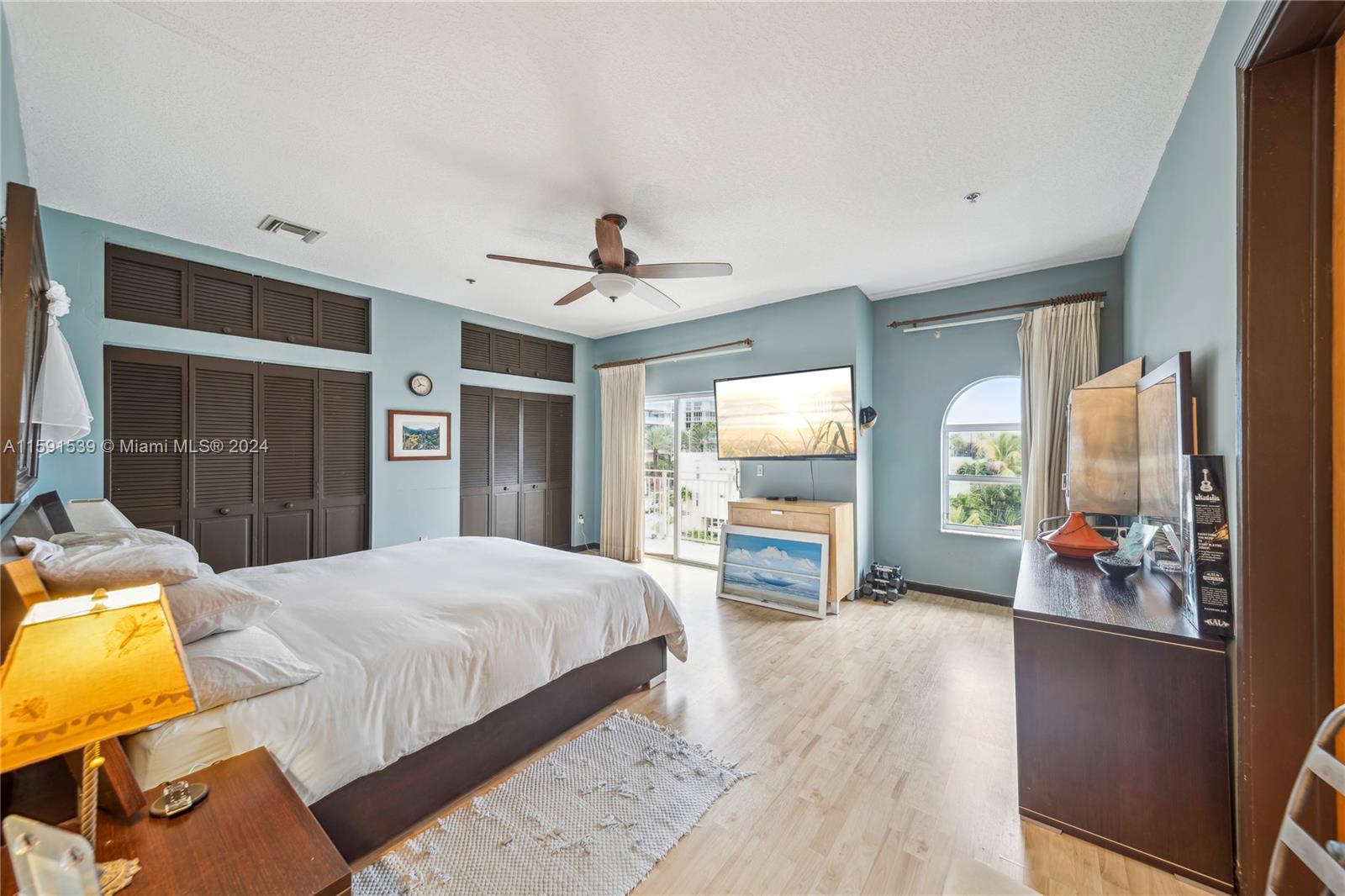 MEDITERRANEAN CONDO - Residential