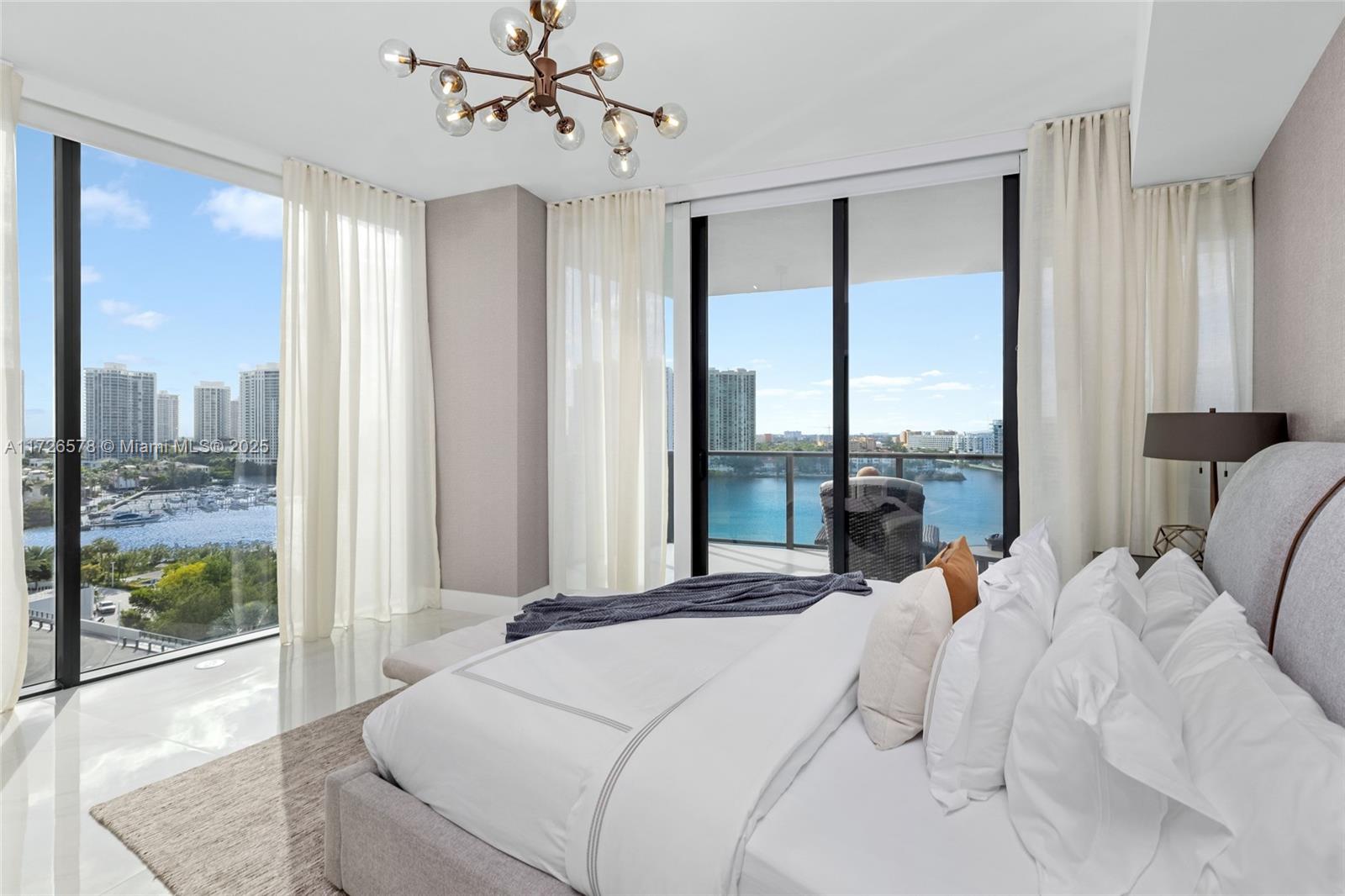 PRIVE CONDO - Residential