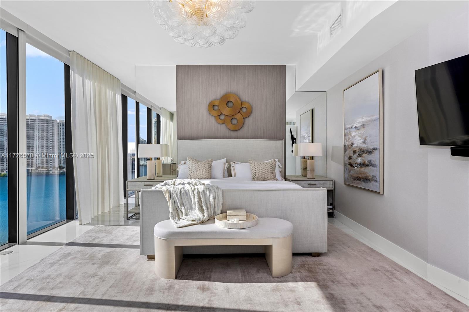 PRIVE CONDO - Residential