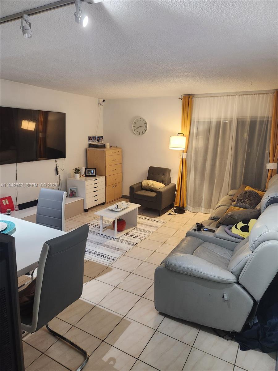 2498 SW 17th Ave 4209