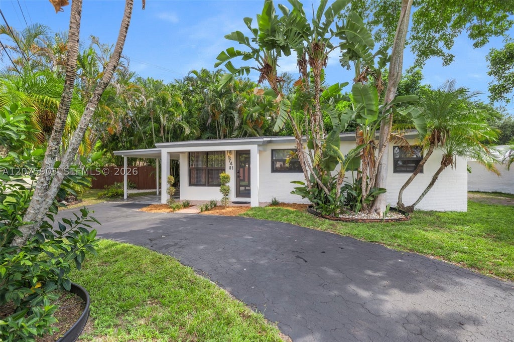 Photo of 5741 Simms St, Hollywood, FL 33021 (MLS # A12075903)