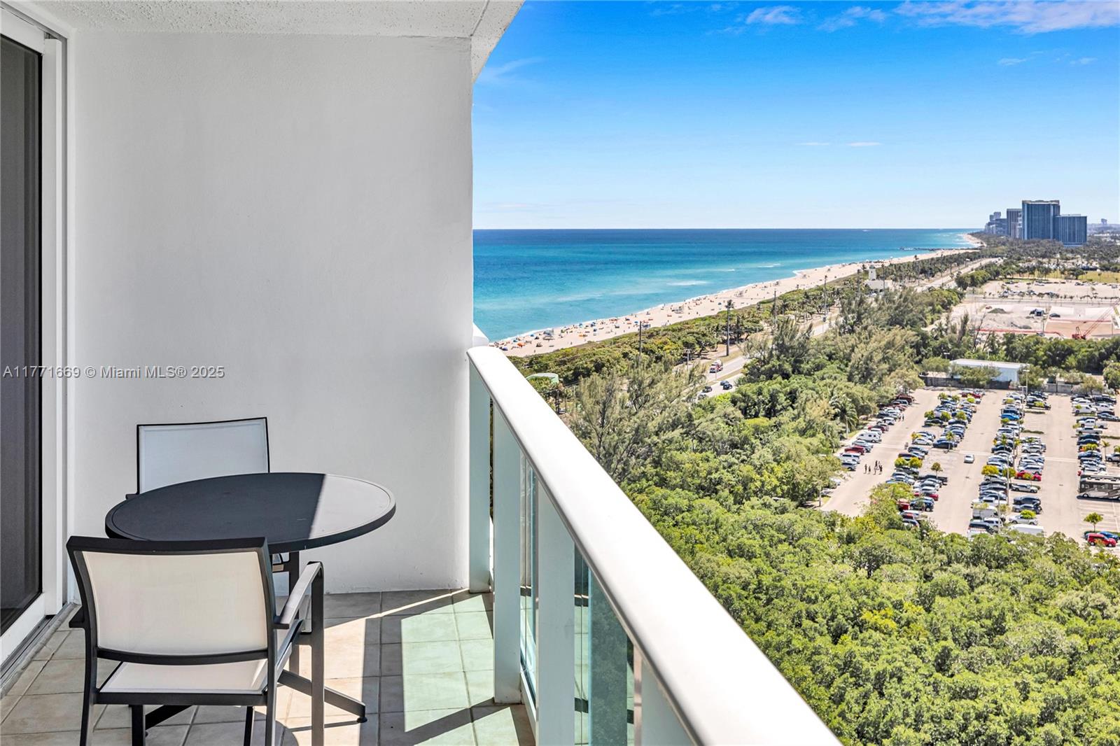100 Bayview Dr 2018, Sunny Isles Beach, Miami-Dade County, Florida - 2 Bedrooms  
2 Bathrooms - 