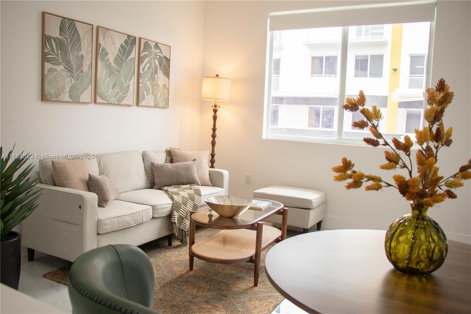 FLA FRUIT LAND CO SUB - Residential Lease