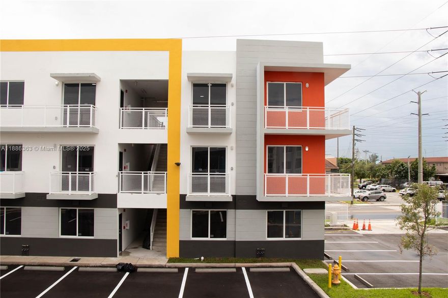 Ecco Lofts is a Brand New rental community in Hialeah located off Okeechobee Rd & West 29th St. 2 Bedrooms with 2 Bathrooms & includes 2 parking space. (NO COMMERCIAL VEHICLES ALLOWED). Units include Modern Cabinetry, Granite Countertops, Stainless Steel Appliances, Washer/Dryer in the unit, Ceramic Tile throughout, Hurricane Impact Windows/Doors. Pets 10 lb or less permitted. Move-In Requirements: *5 Months paystubs or 5 months bank statements. *Completed application with copy of ID. *Money Order $125. (per applicant/2 people max) *We don't do credit check * We do income & background check. READY FOR IMMEDIATE MOVE-IN. 1 Bedrooms units also available.