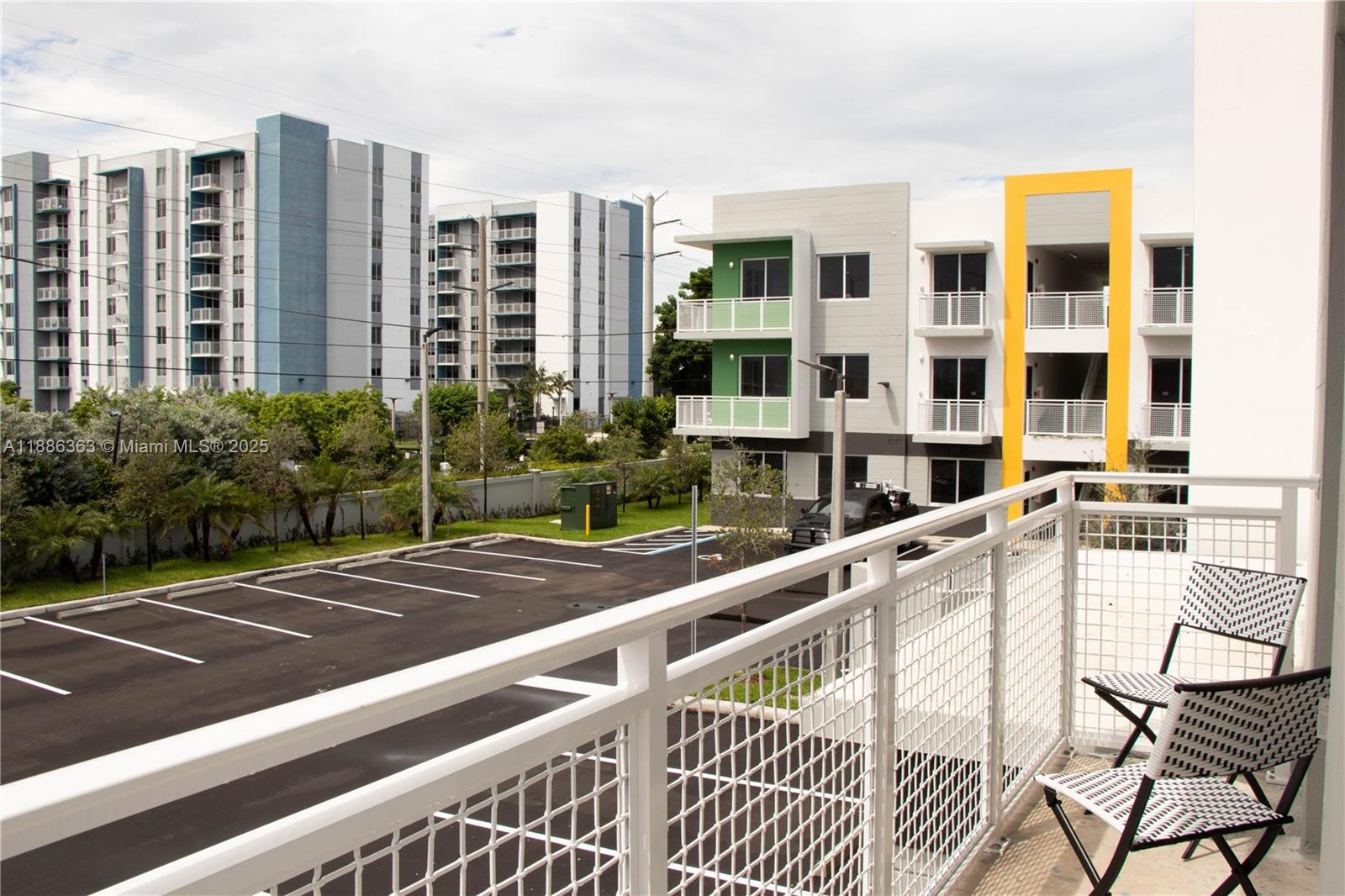 FLA FRUIT LAND CO SUB - Residential Lease