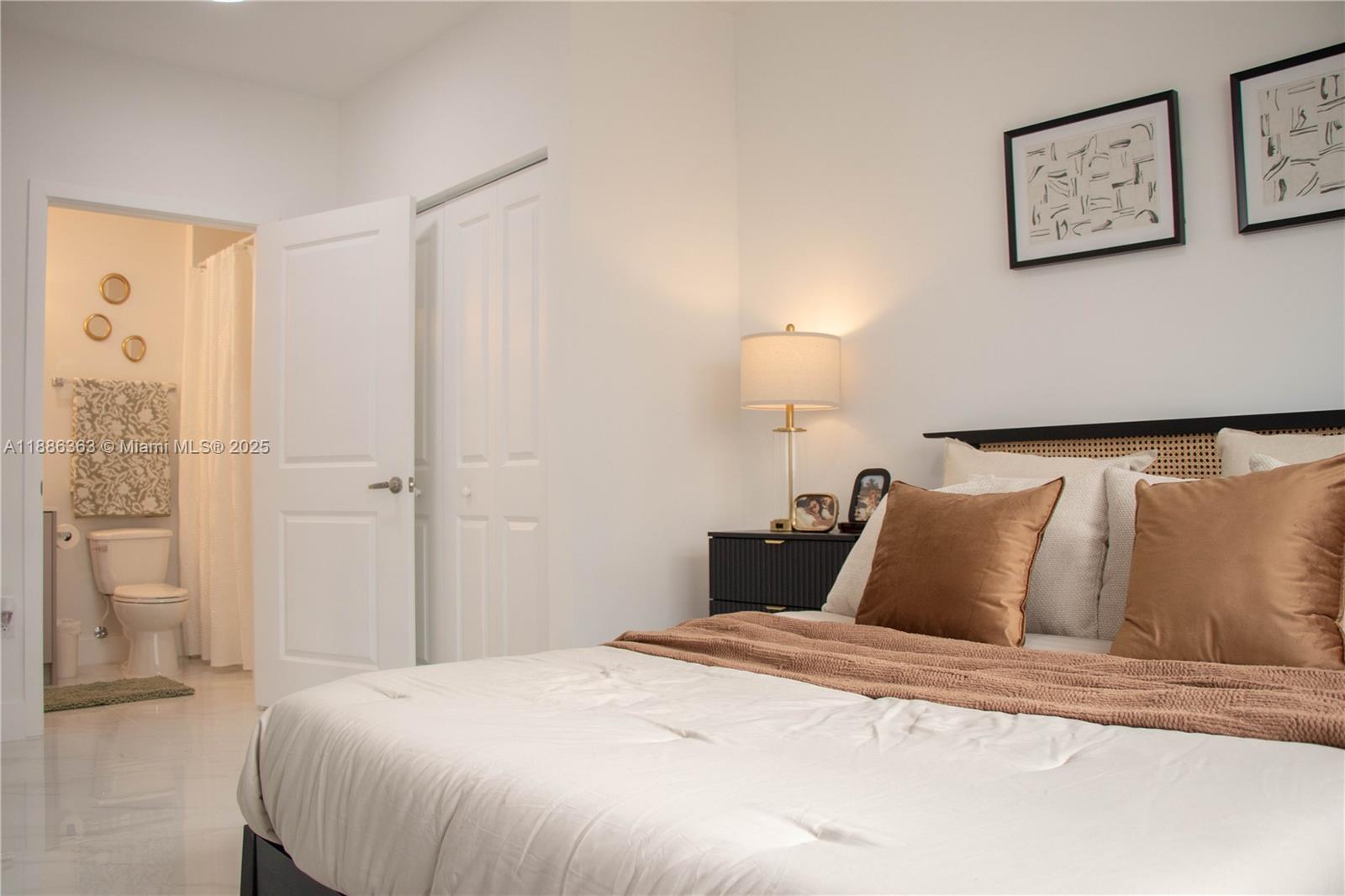 FLA FRUIT LAND CO SUB - Residential Lease