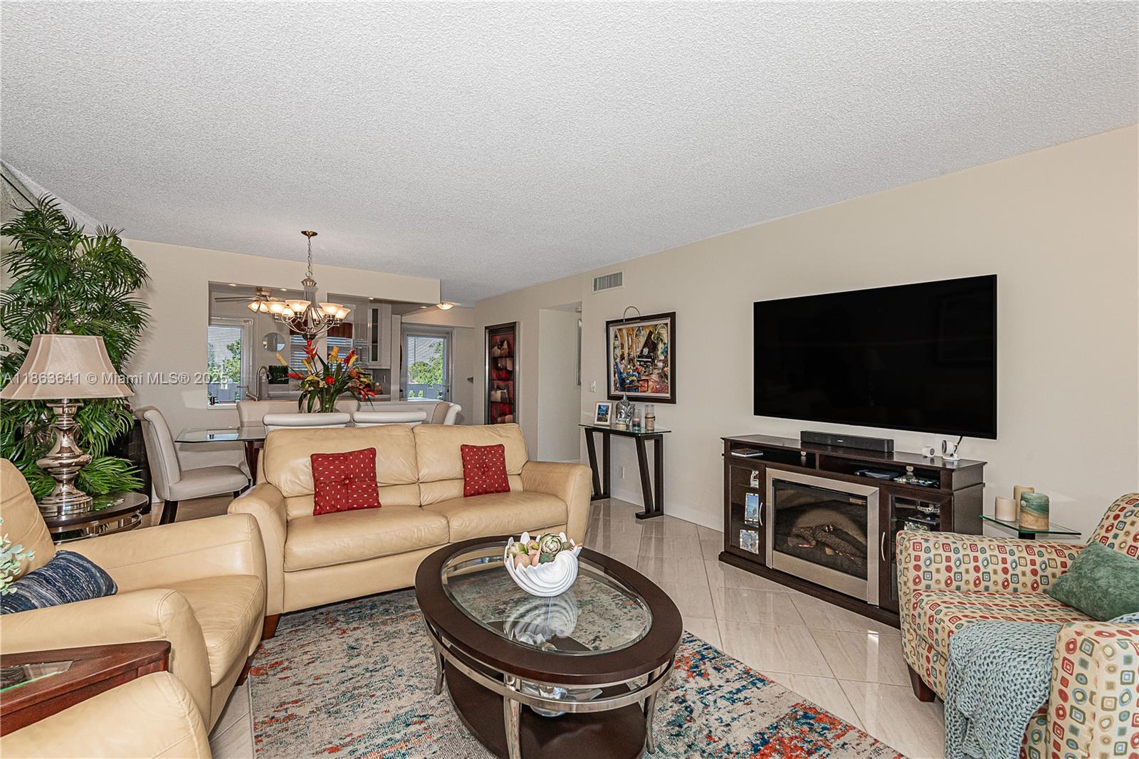 MEADOWBROOK LAKES CONDO - Residential