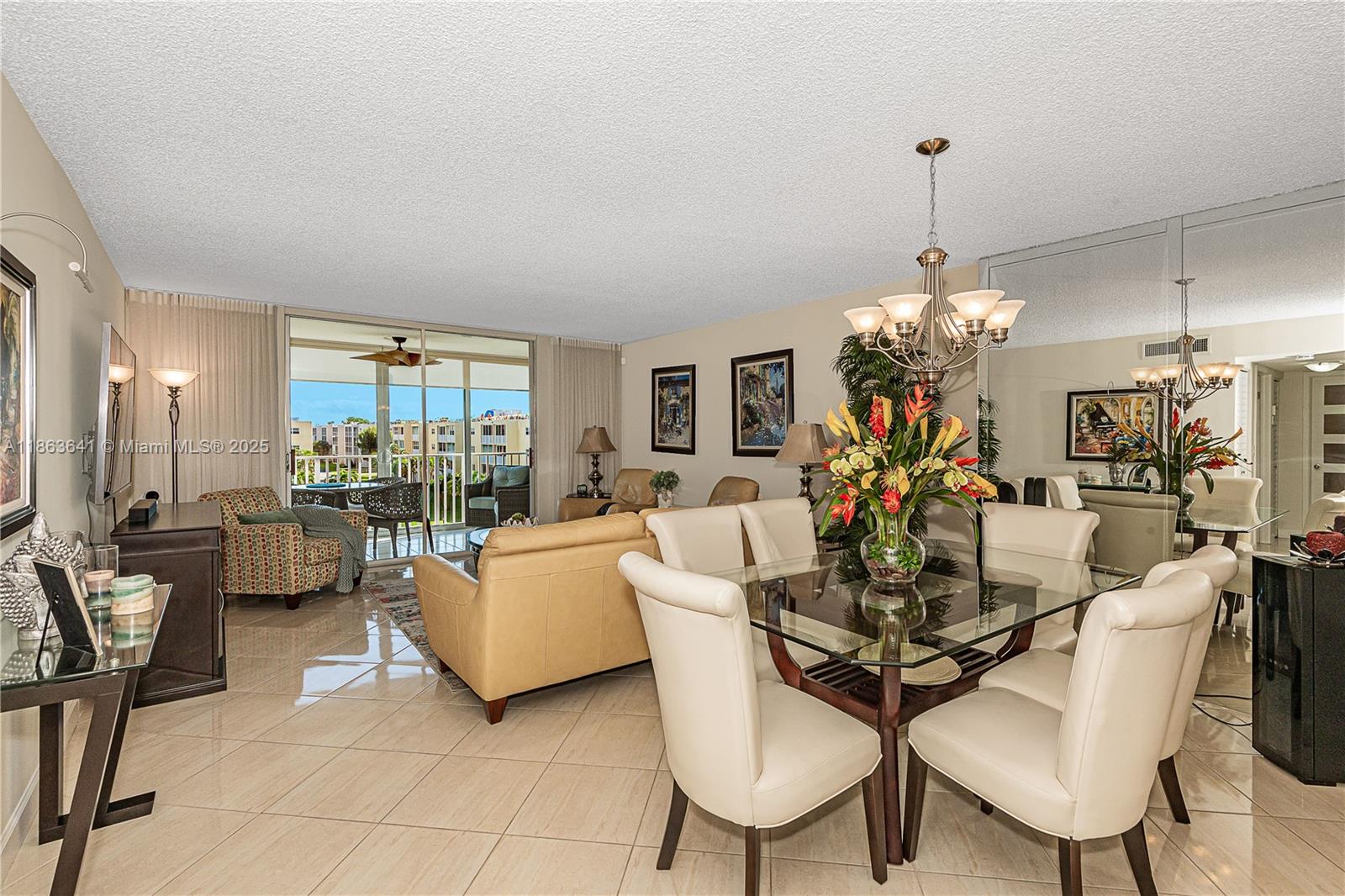 MEADOWBROOK LAKES CONDO - Residential