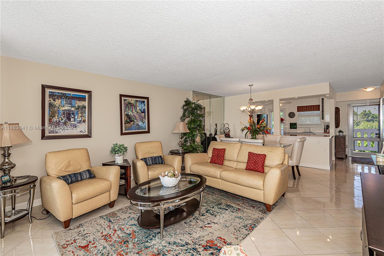 MEADOWBROOK LAKES CONDO - Residential