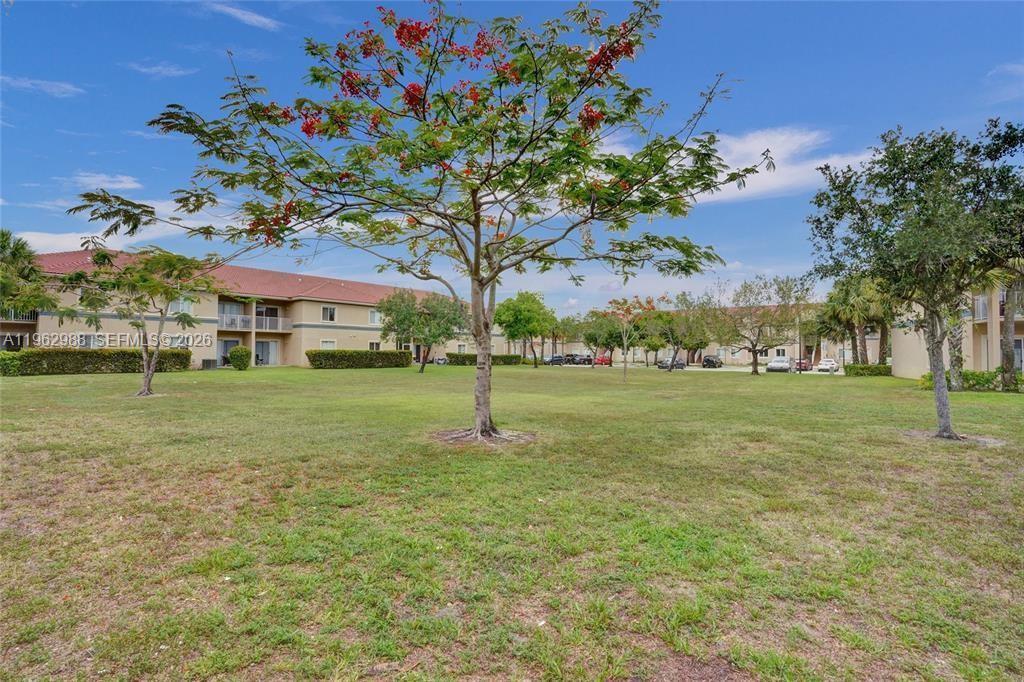 BELVEDERE ISLES CONDO - Residential