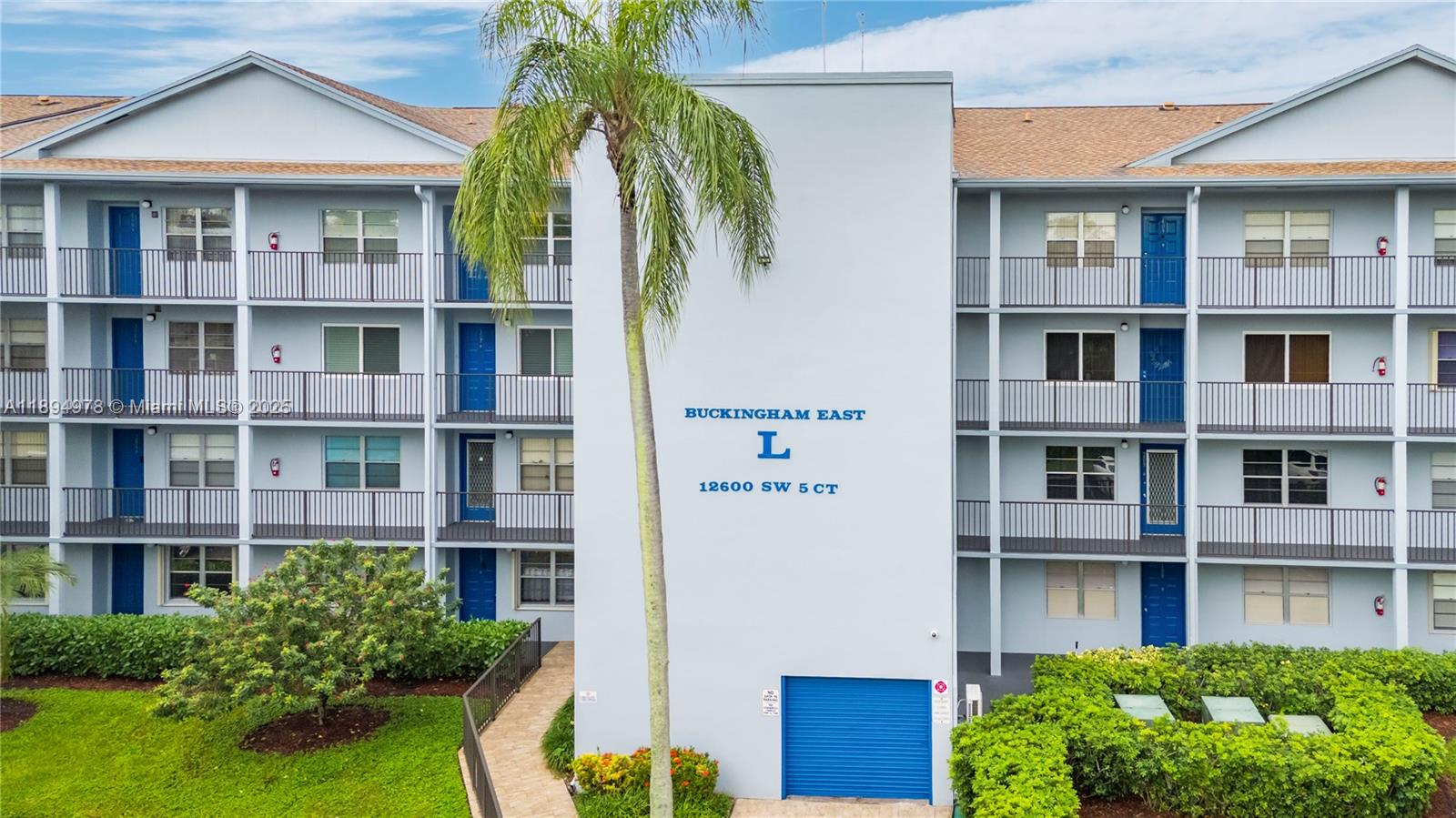 BUCKINGHAM EAST AT CENTUR - Residential