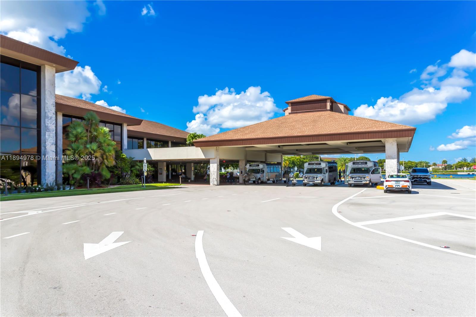 BUCKINGHAM EAST AT CENTUR - Residential