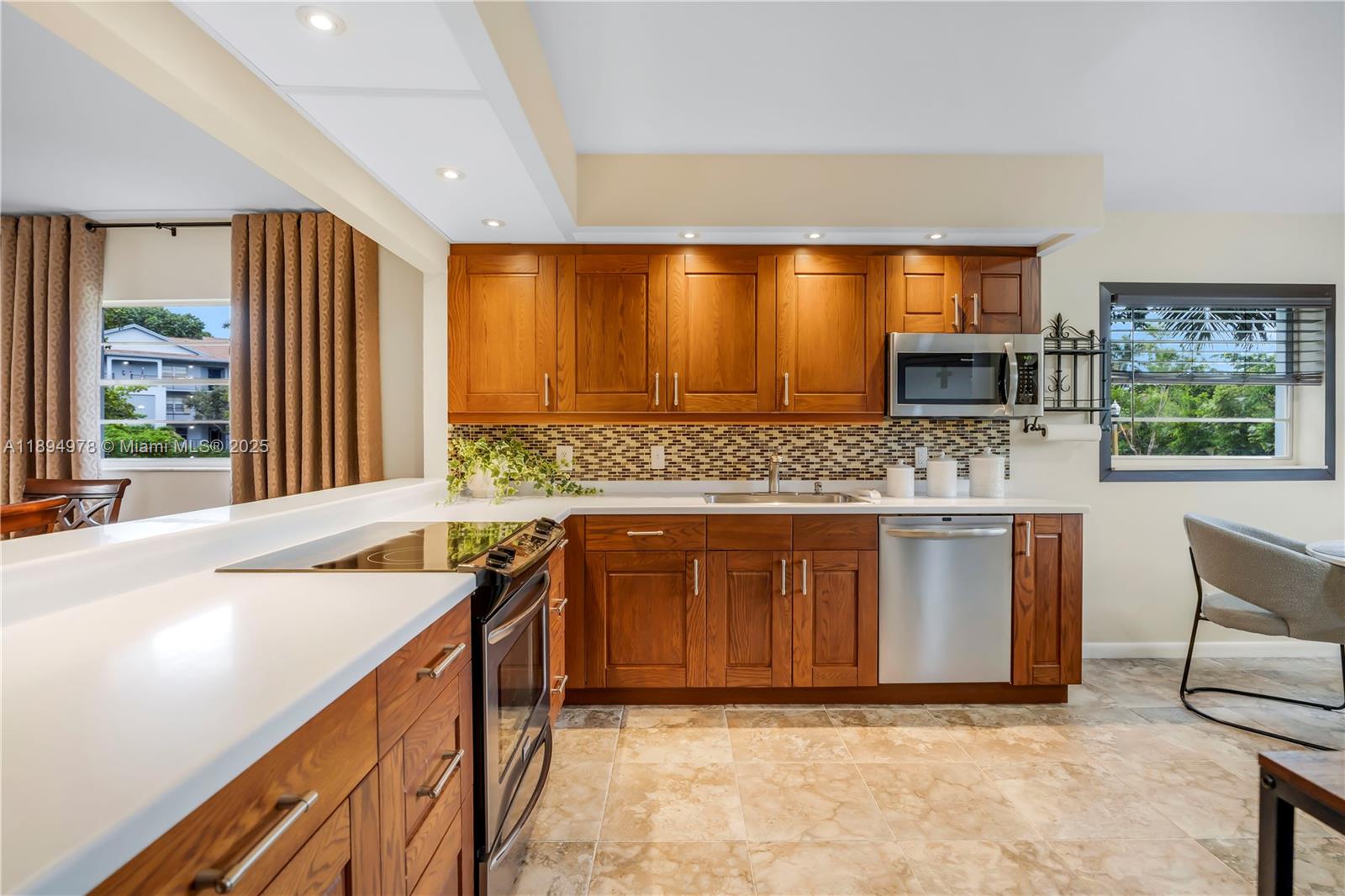 View photos, virtual tours, details... 12600 SW 5th Ct 215L