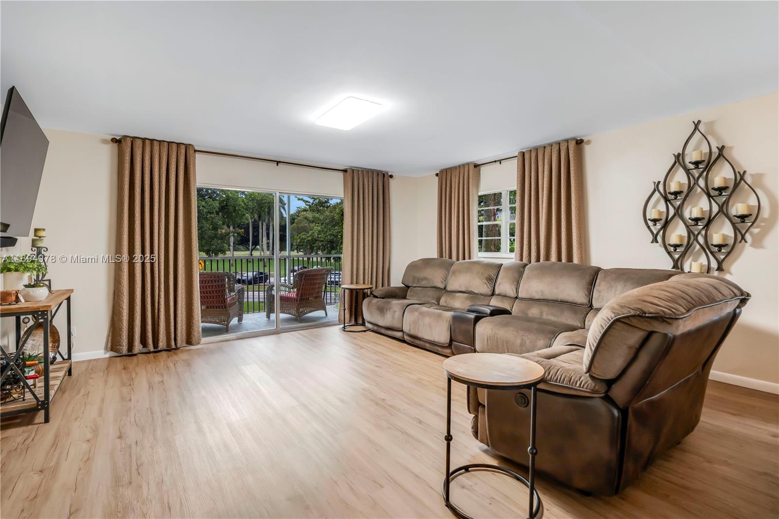 BUCKINGHAM EAST AT CENTUR - Residential