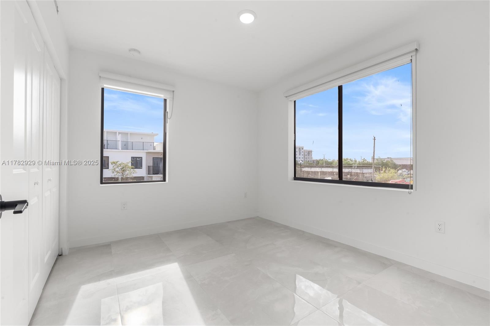 On Grandville - Residential Lease