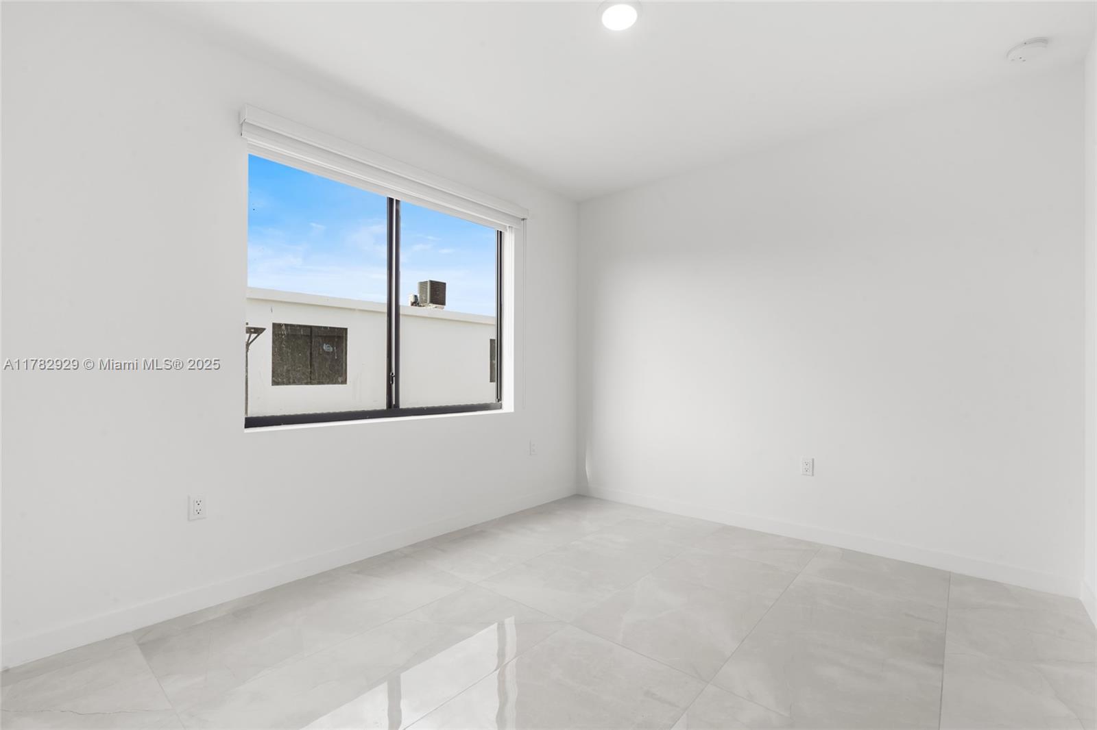 On Grandville - Residential Lease