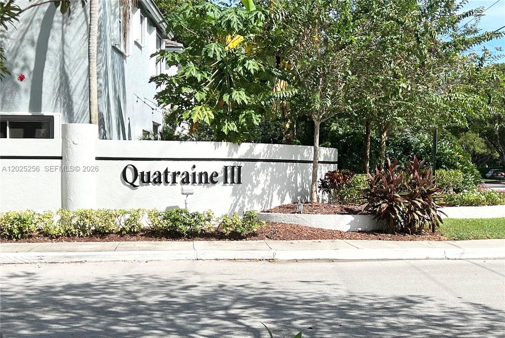 Photo of 9832 NW 9th Ct, Plantation, FL 33324 (MLS # A12025256)