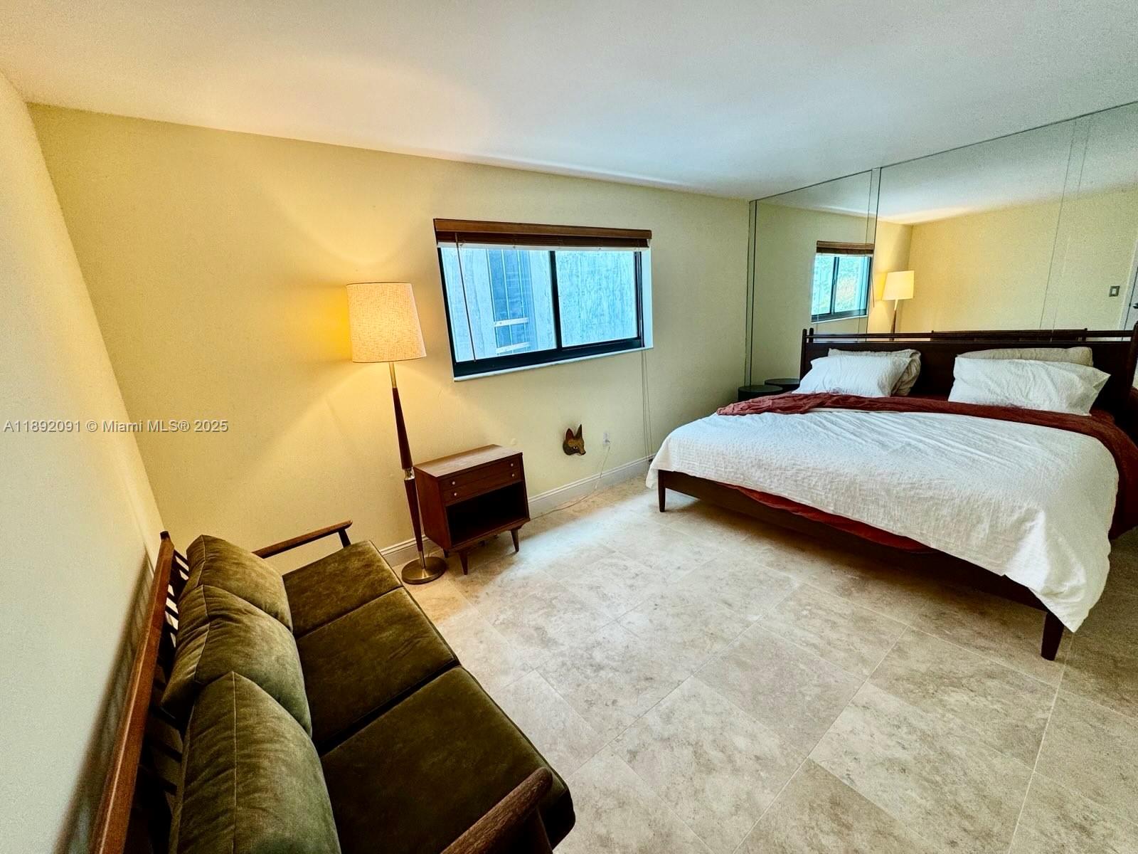 ROYAL WEST CONDO - Residential Lease