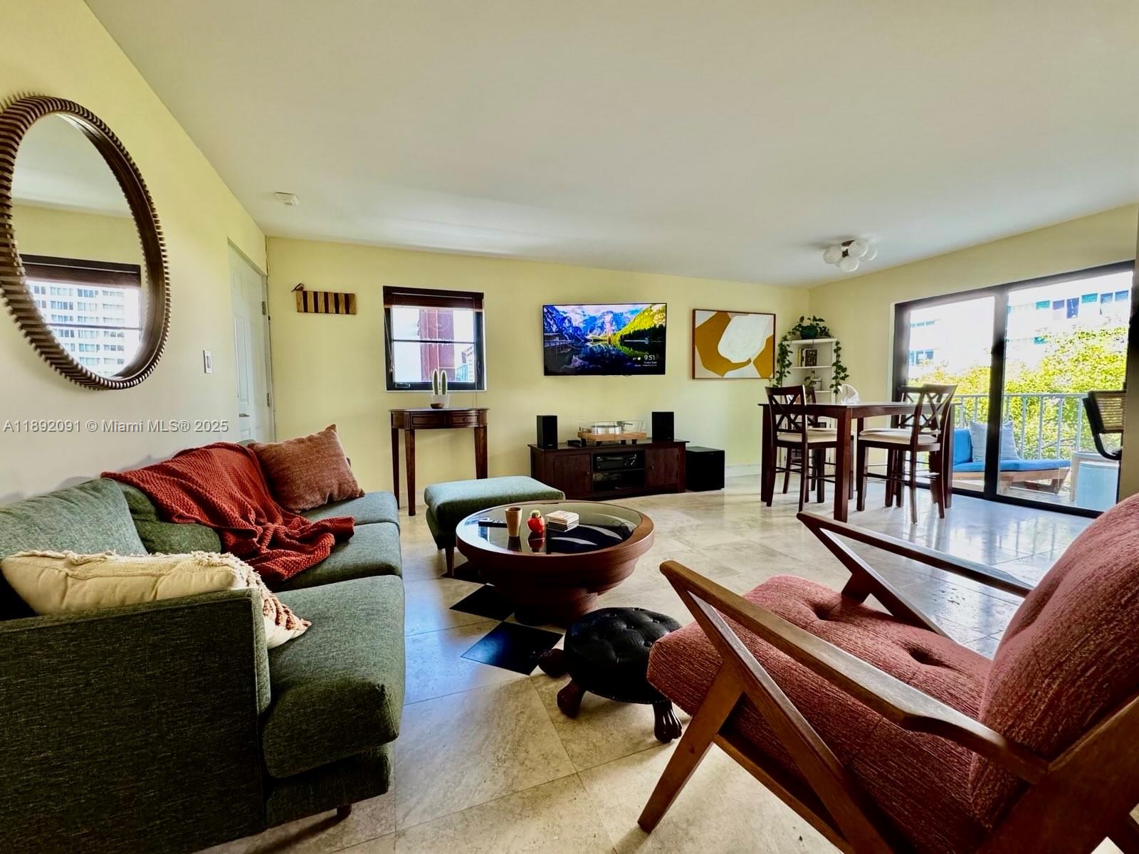 ROYAL WEST CONDO - Residential Lease