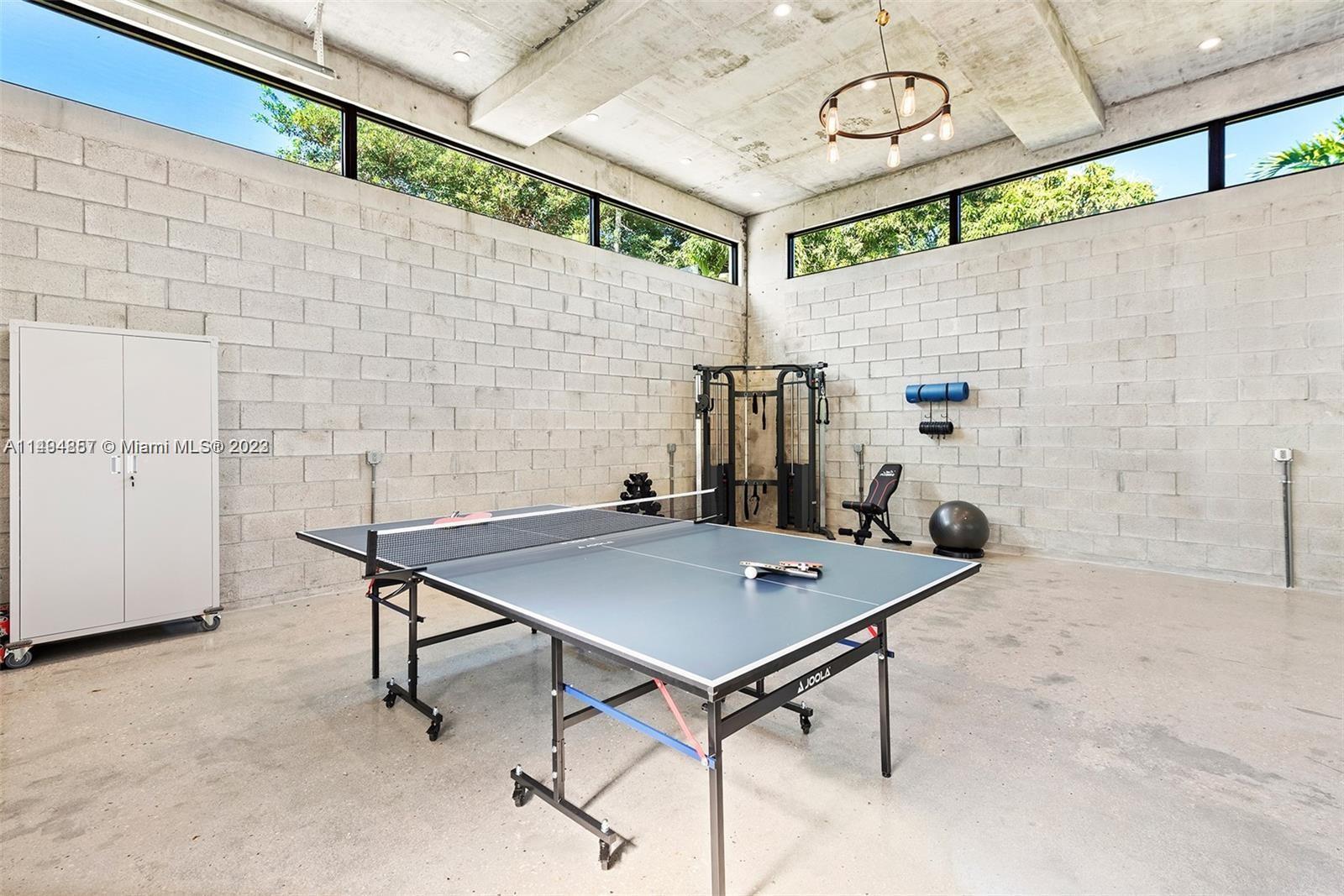 GRIFFING BISCAYNE PARK ES - Residential