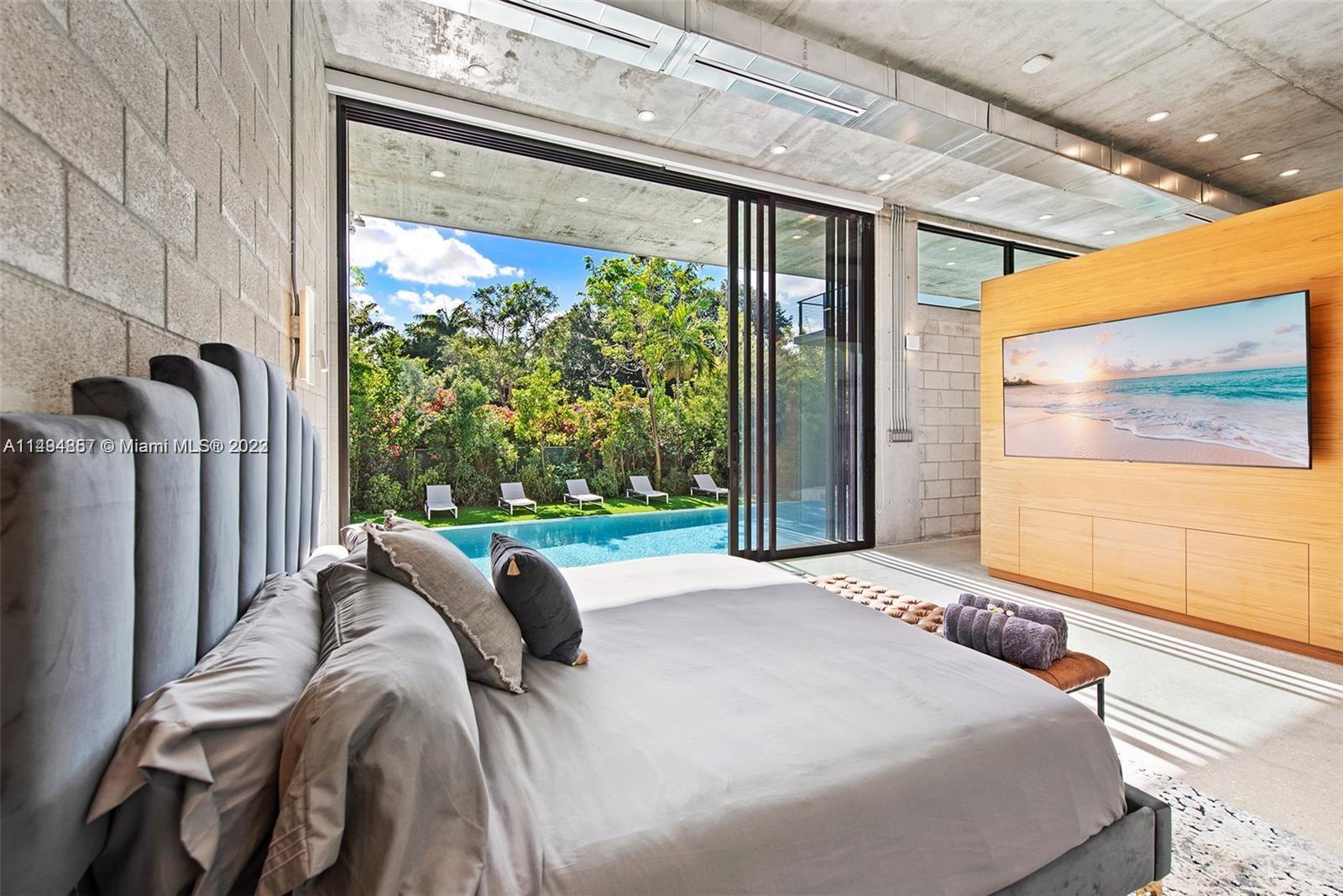 GRIFFING BISCAYNE PARK ES - Residential