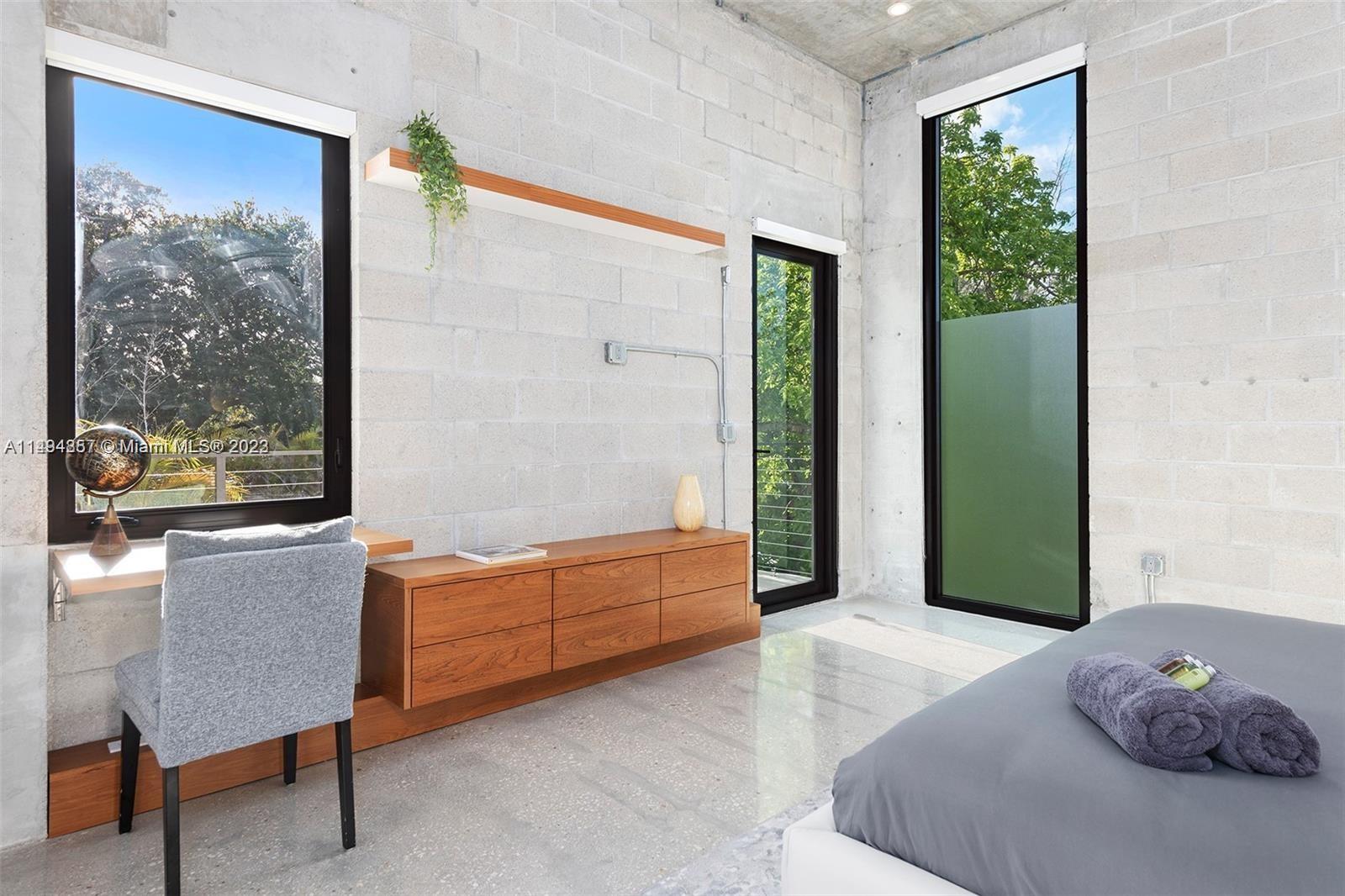 GRIFFING BISCAYNE PARK ES - Residential