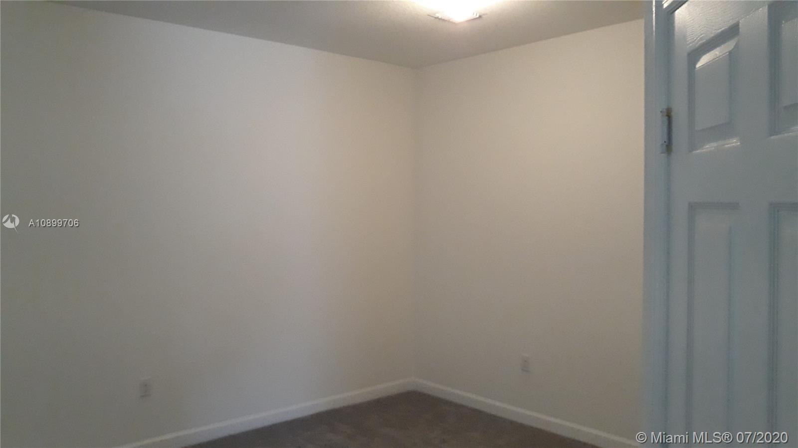 TUSCAN PINES - Residential Lease